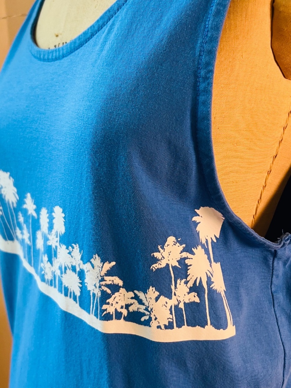 Graphic Tank Top - Picture 10 of 10